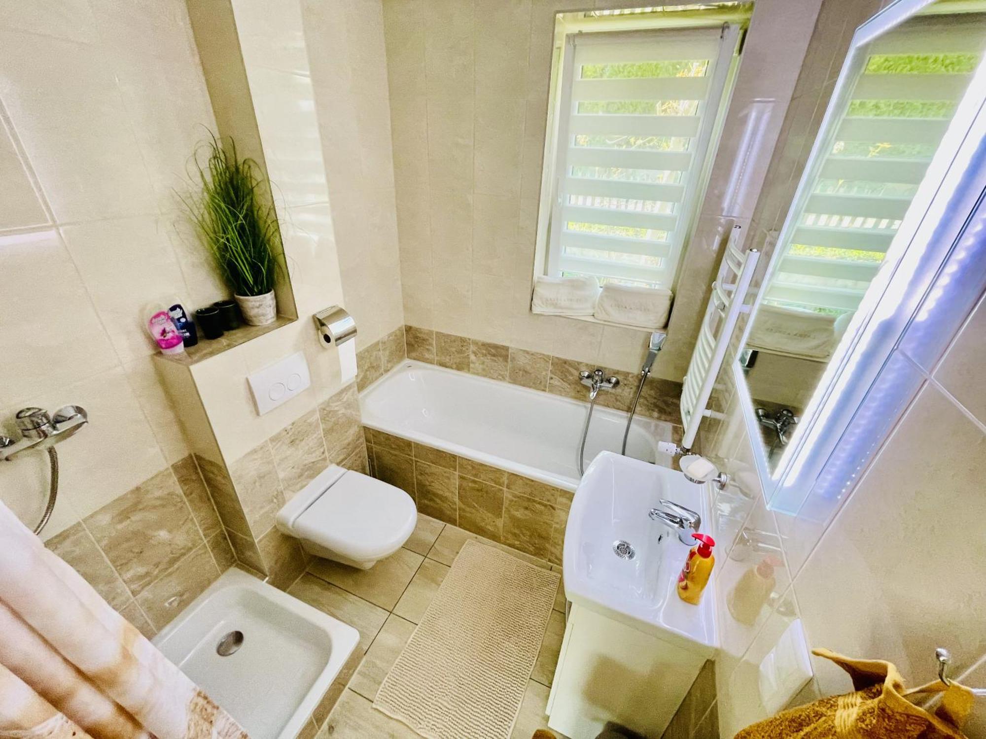 Przy Parku Wodzickich - Blisko Term, Turbacz, Kgp Apartment *